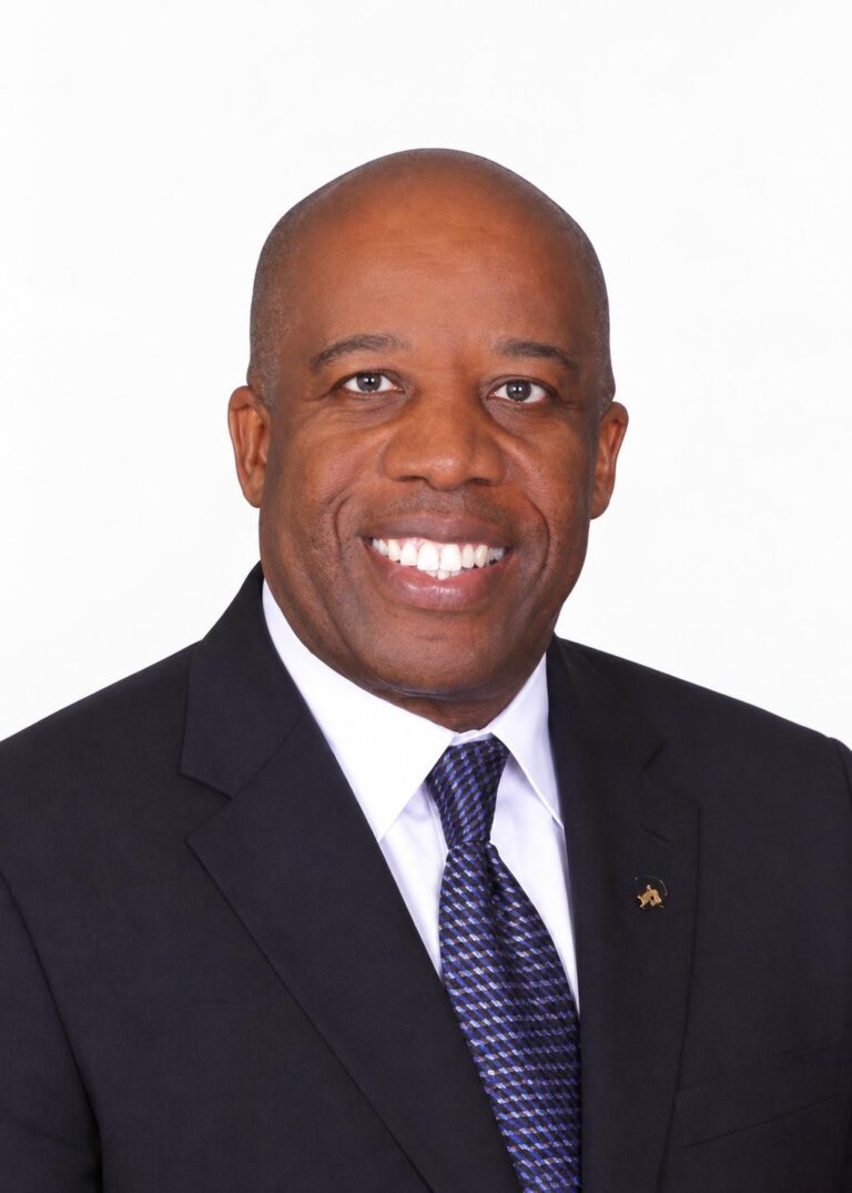 Dr. Colin E. Wilson
